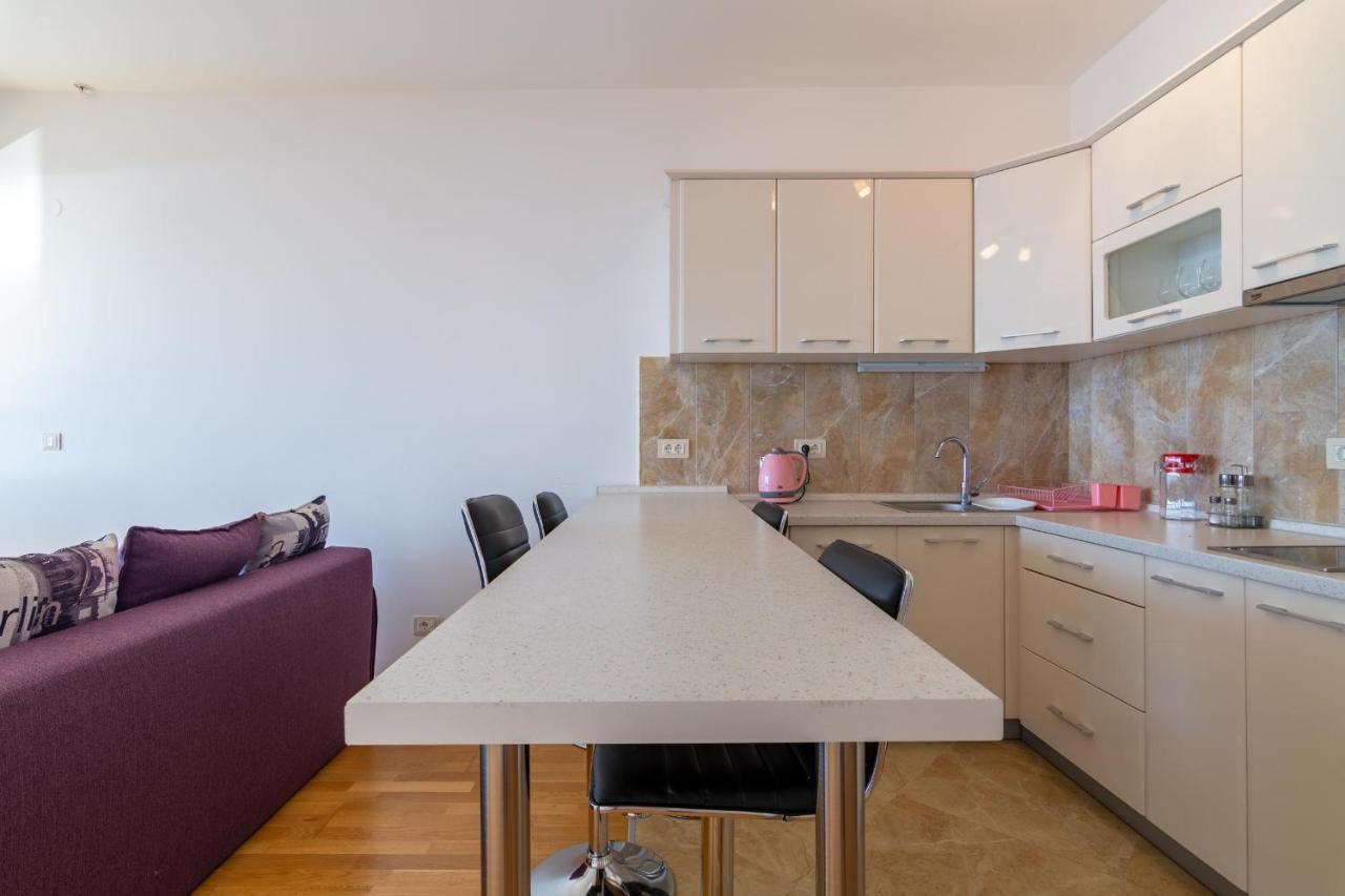 Apartment H704 Budva Luaran gambar