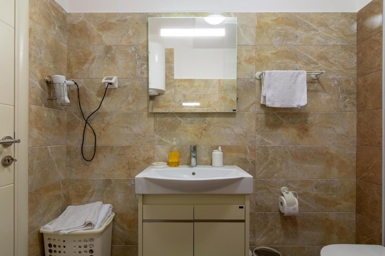 Apartment H704 Budva Luaran gambar