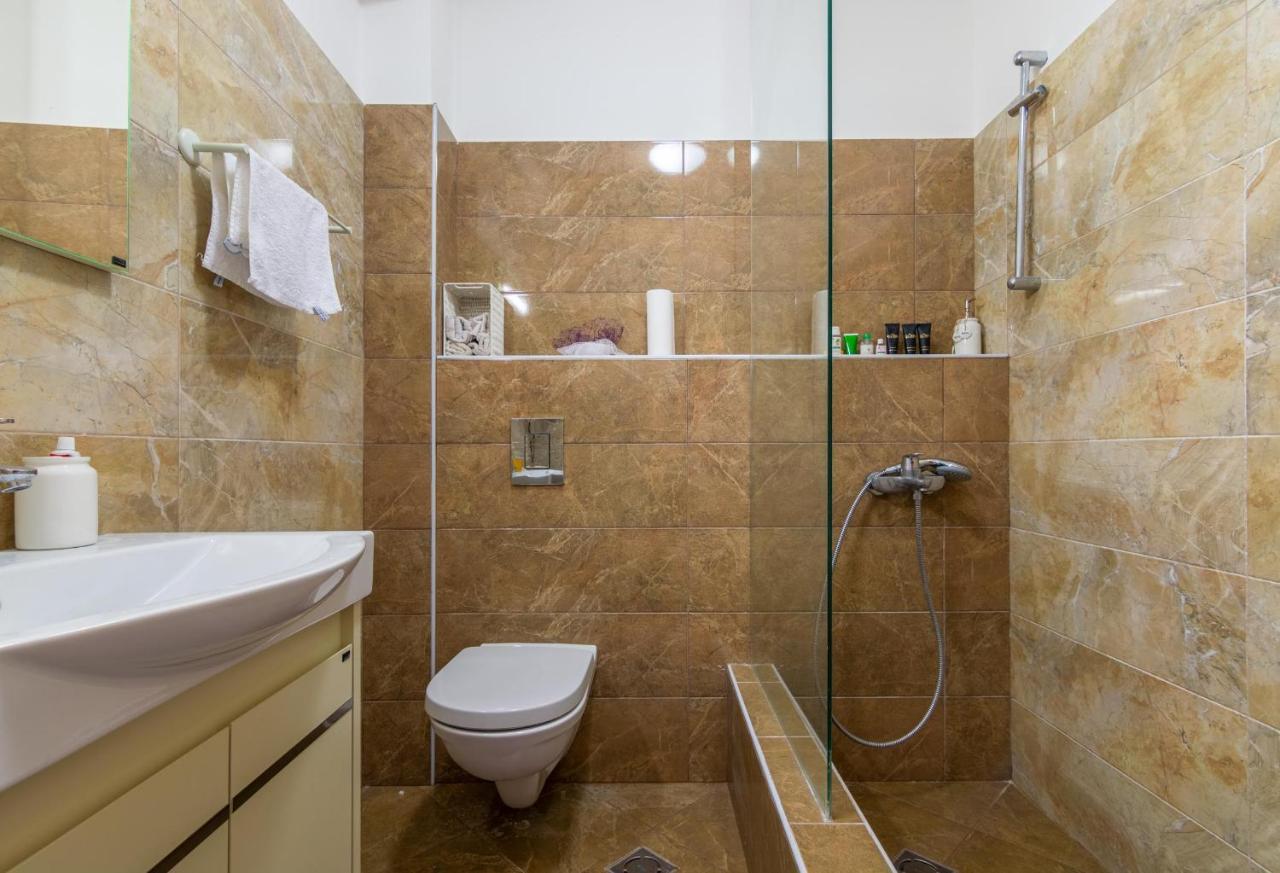 Apartment H704 Budva Luaran gambar